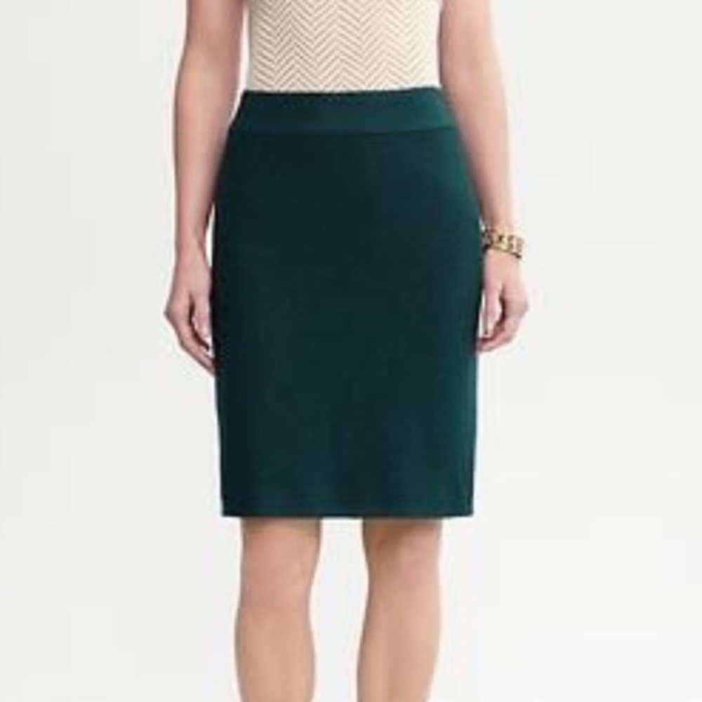 Banana Republic Marylin wool blend pencil skirt